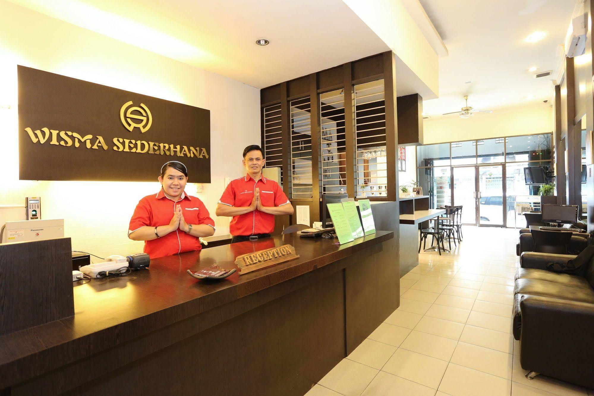 Wisma Sederhana Mitra Reddoorz Medan Buitenkant foto